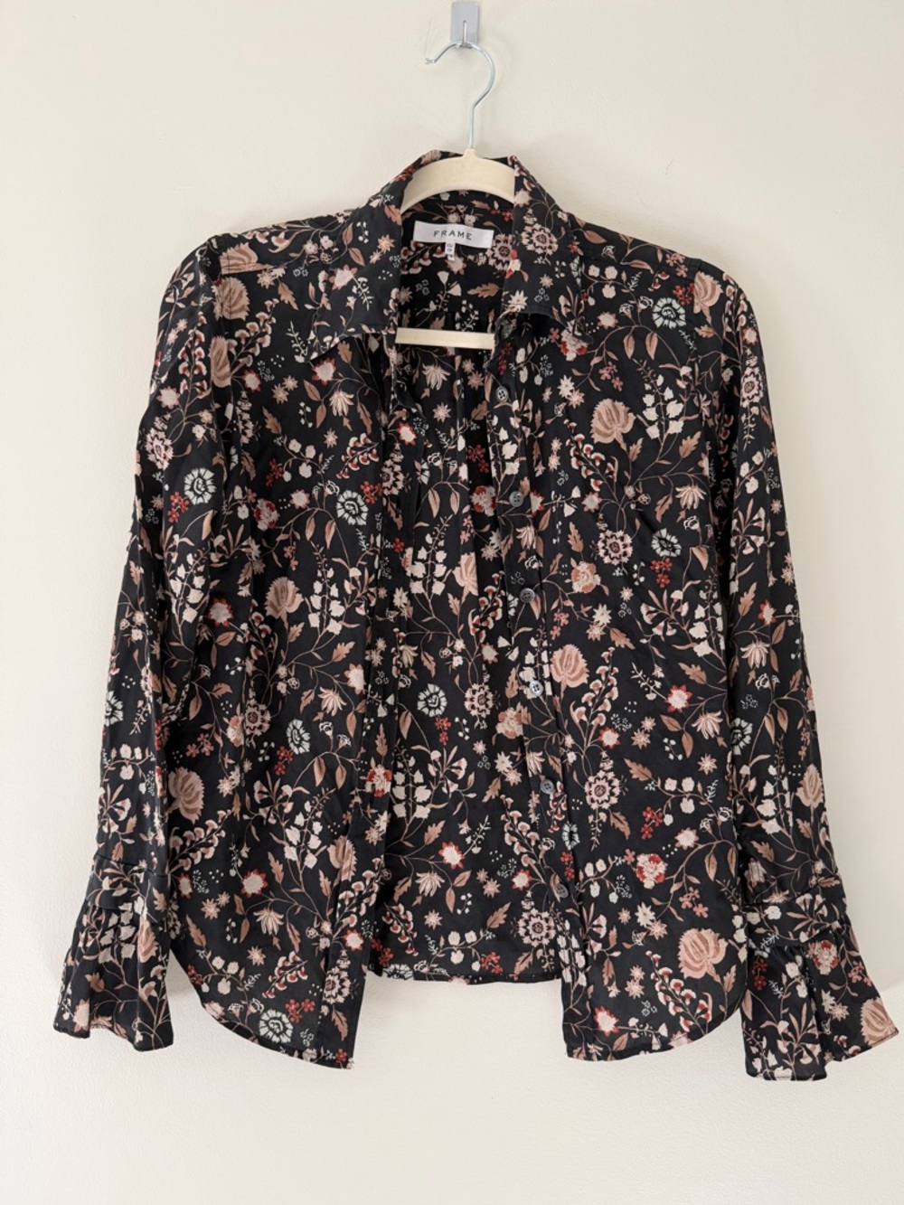 Frame 100% Silk Ruffle‎ 70’s Floral Black Button Down Blouse, Size XS X-Small